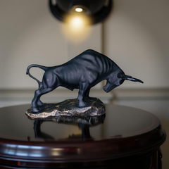 Obsidian Bull Charging Sculpture – Matte Black Statement Decor (1 Ft)