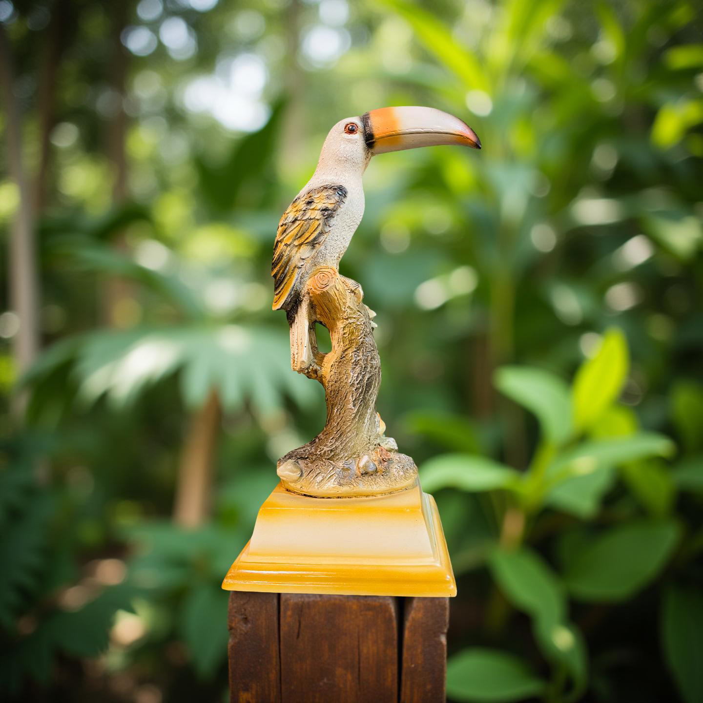 Tropical Sentinel Toucan Figurine – Hand-Painted Rainforest Bird Decor (1.5 Ft)