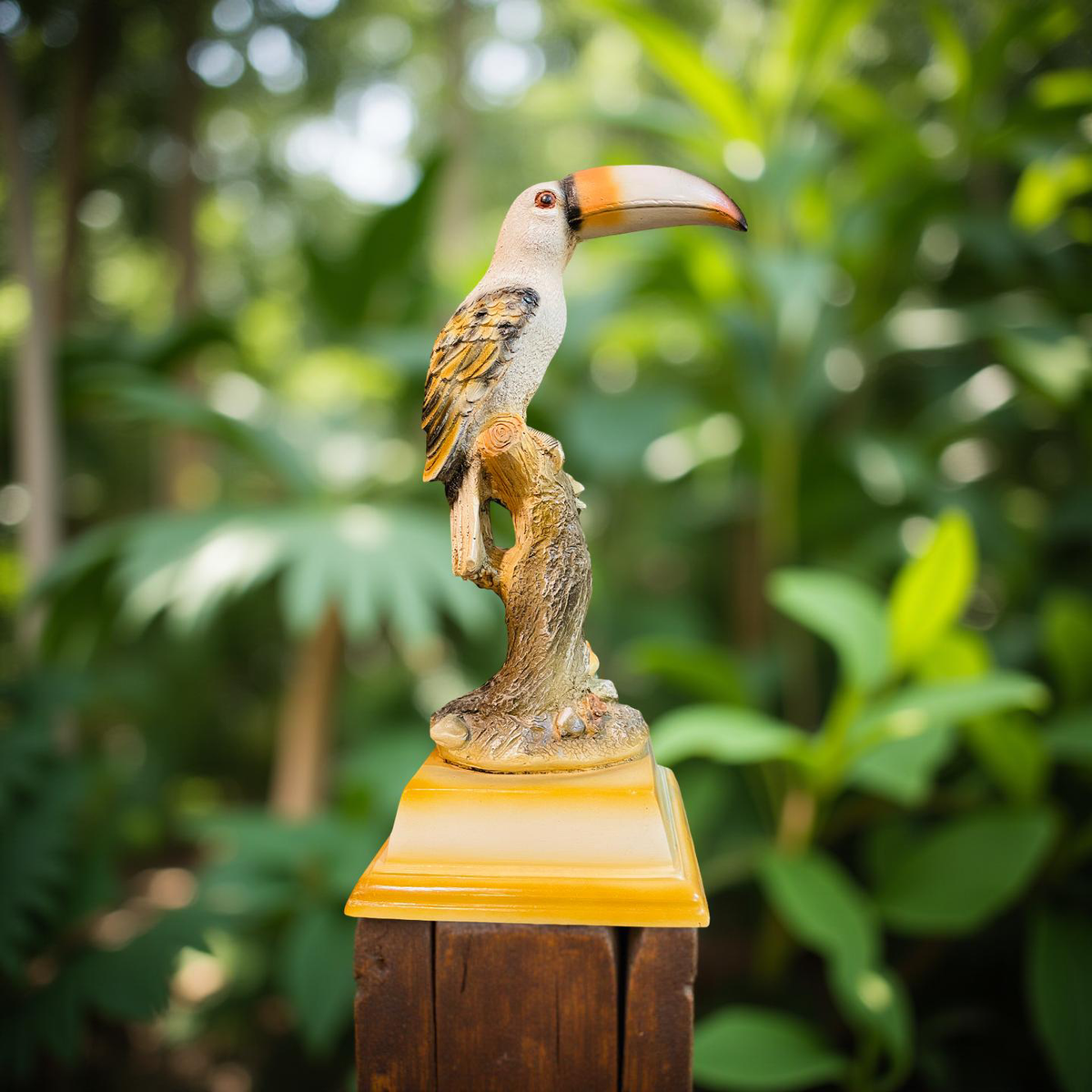 Tropical Sentinel Toucan Figurine – Hand-Painted Rainforest Bird Decor (1.5 Ft)